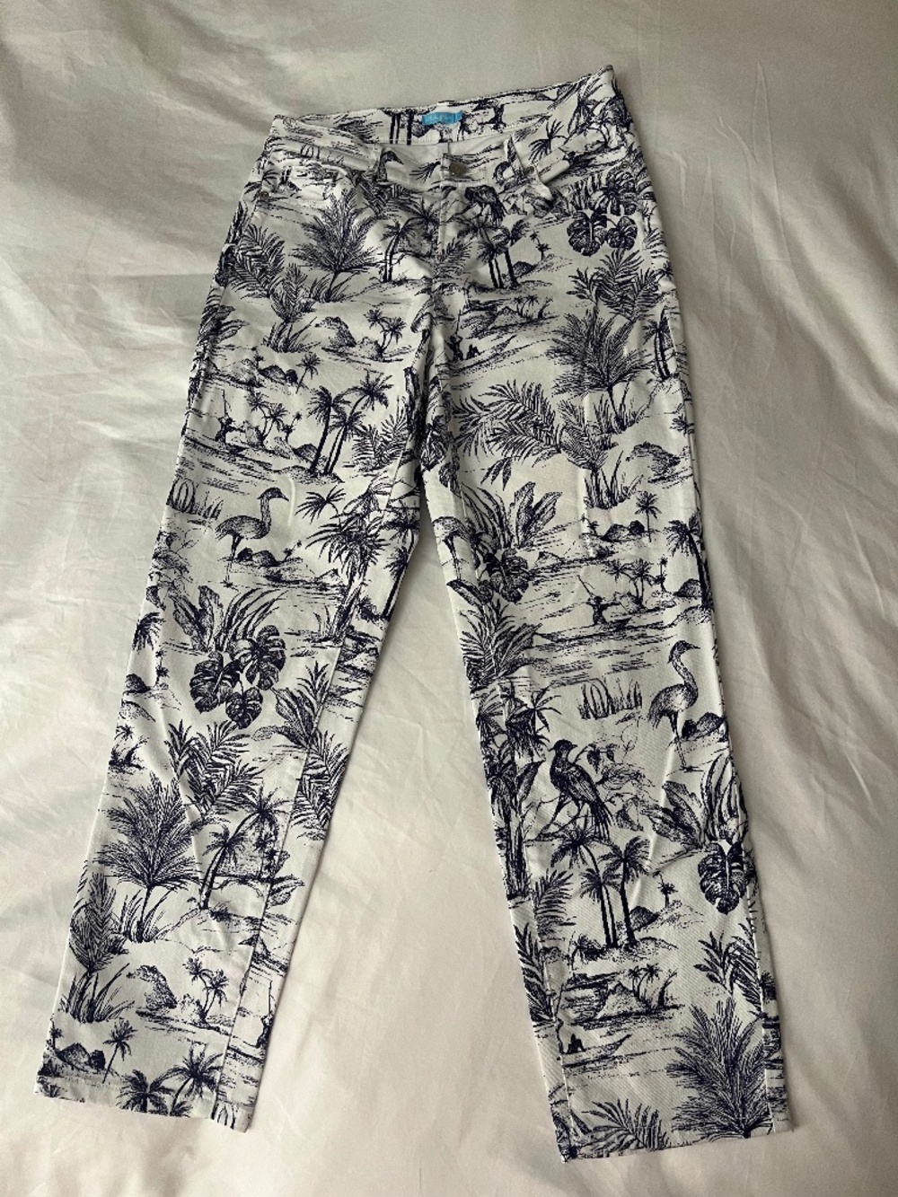 J. McLaughlin Alma Pants/Navy & White Tropical Heron Toile